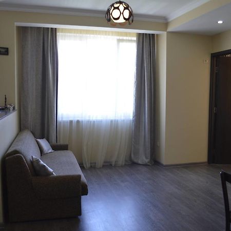 Apartment Near Park 36 Batumi Exterior foto
